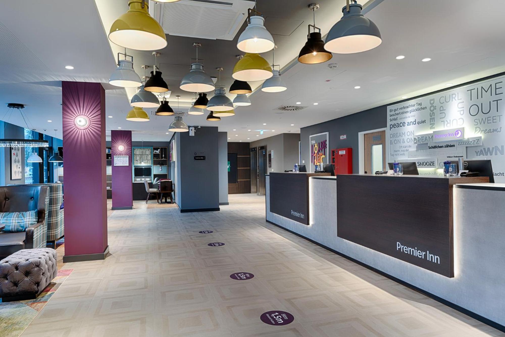 Premier Inn Berlin City Wilmersdorf Eksteriør billede